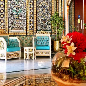 زيارة الفندق